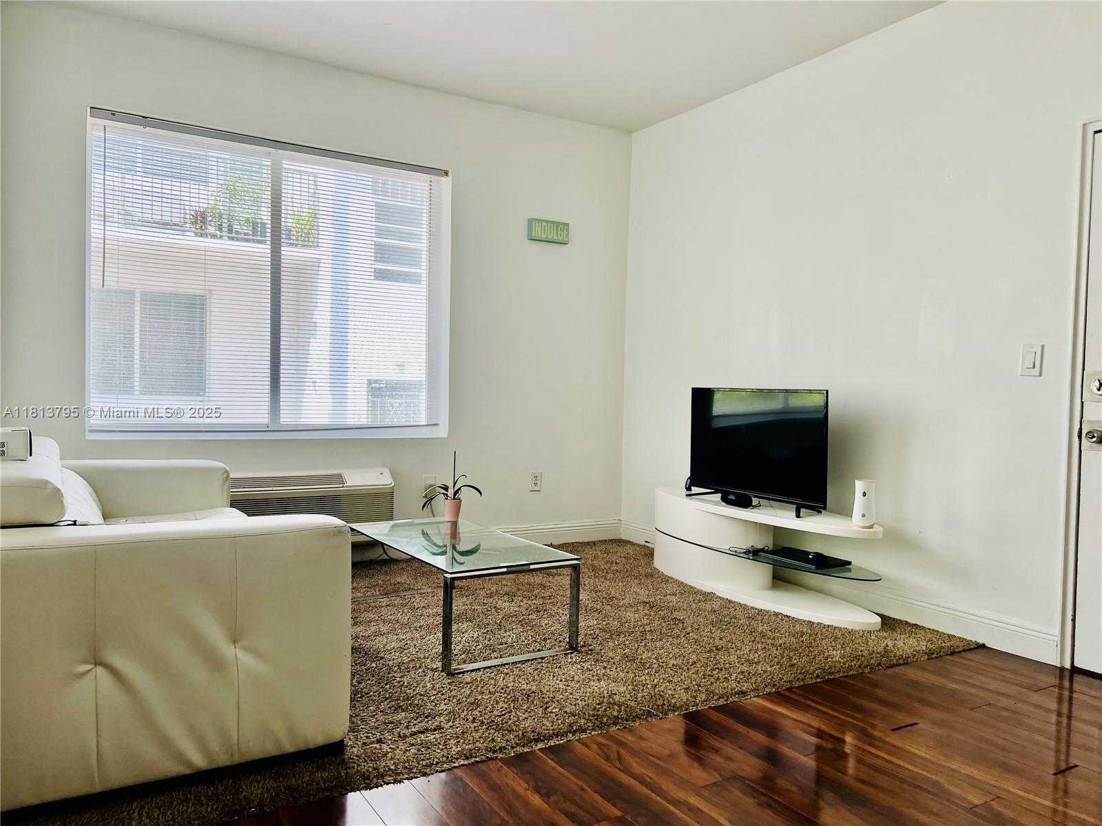 Small Image of 320 80TH ST #6, Miami Beach Number 6