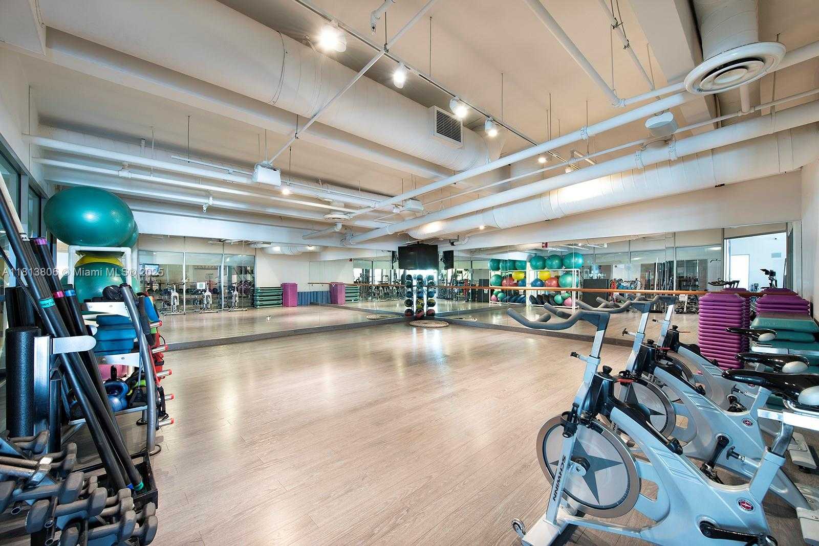 Small Image of 6103 AQUA AVE #406, Miami Beach Number 24