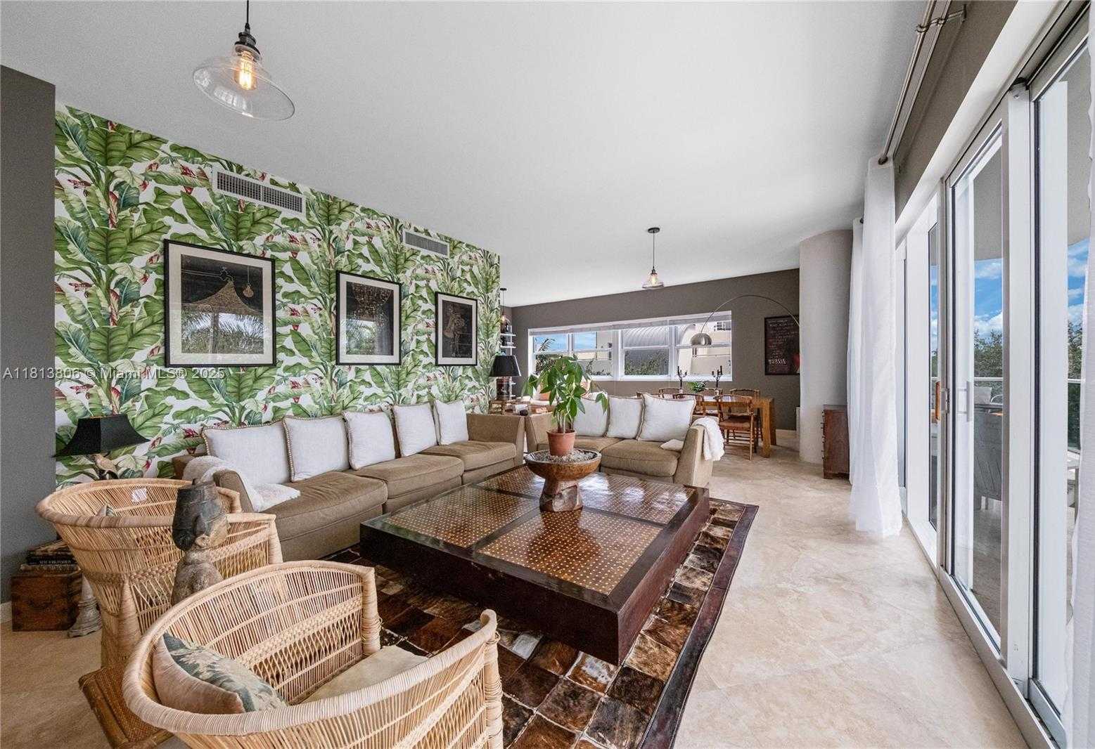 Small Image of 6103 AQUA AVE #406, Miami Beach Number 4