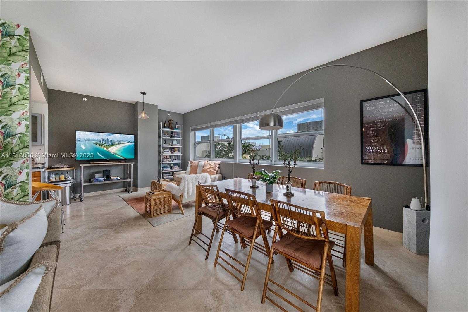 Small Image of 6103 AQUA AVE #406, Miami Beach Number 5