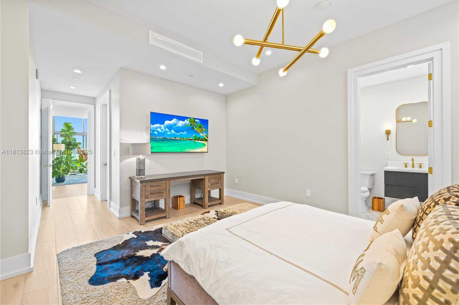 Small Image of 7934 WEST DRIVE #501, North Bay Village Number 29