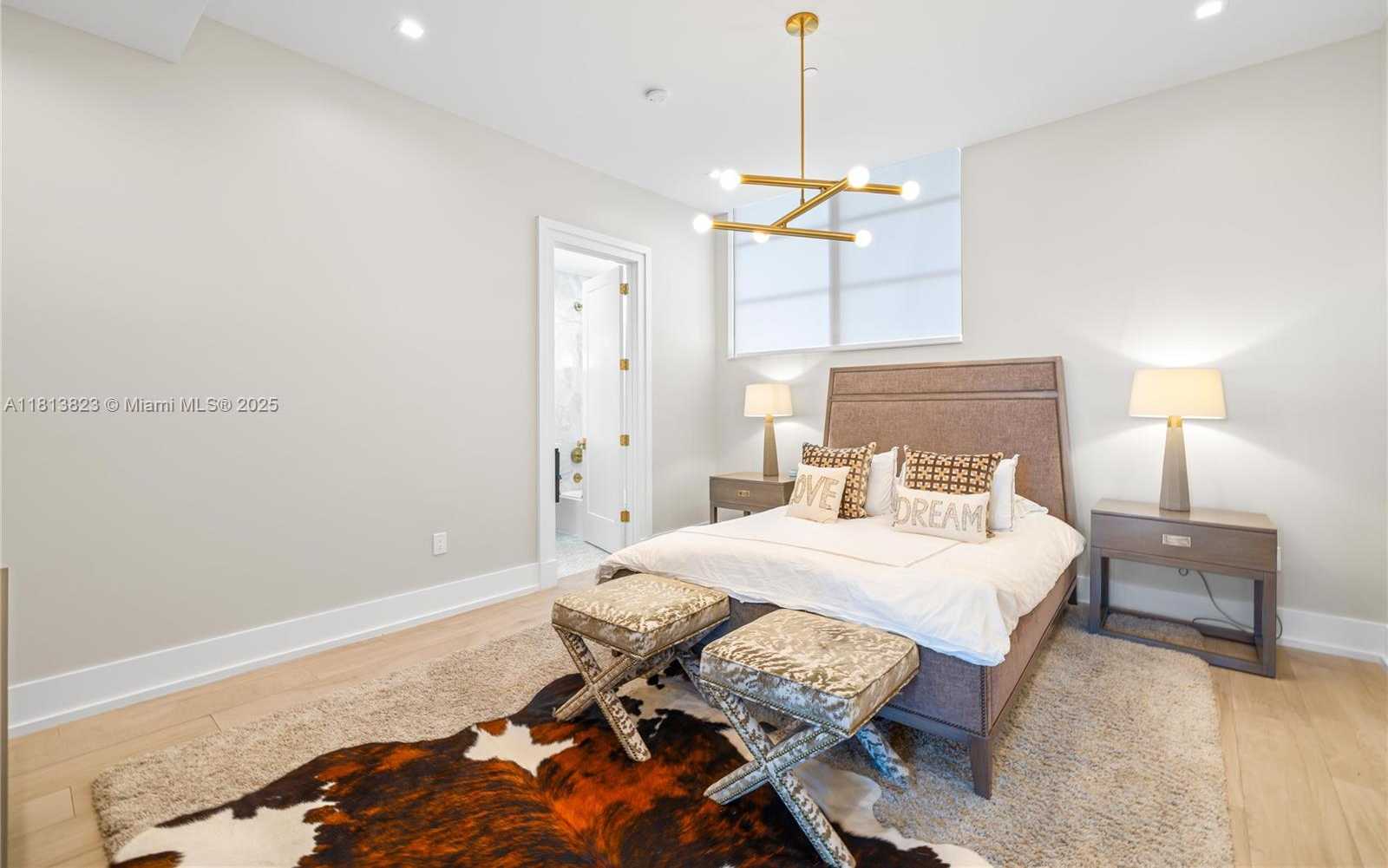 Small Image of 7934 WEST DRIVE #501, North Bay Village Number 31