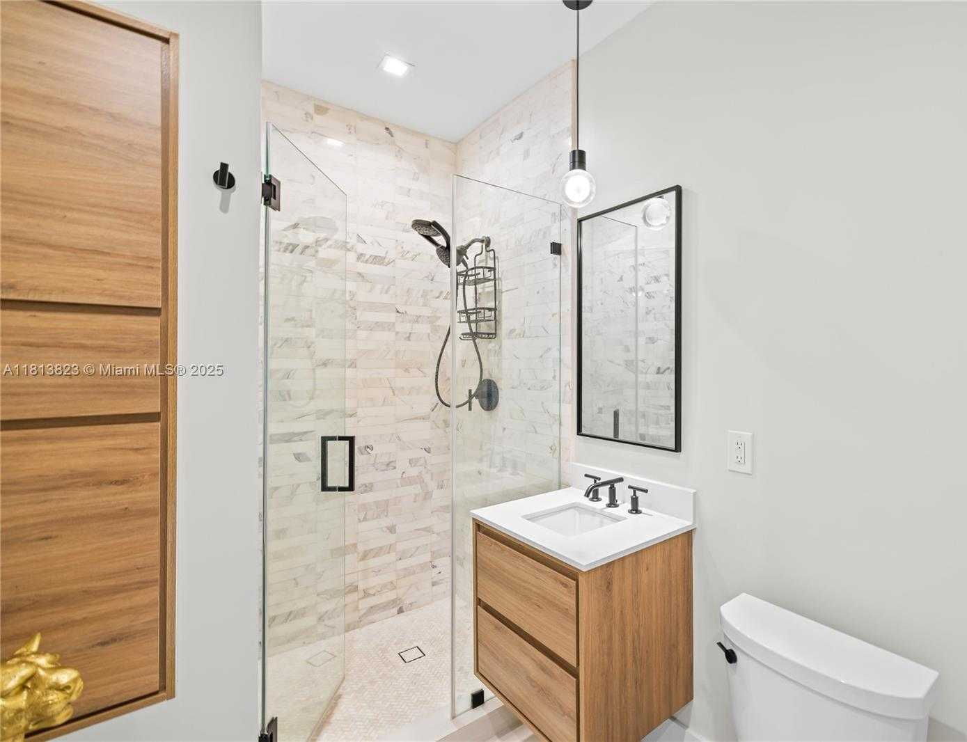 Small Image of 7934 WEST DRIVE #501, North Bay Village Number 32