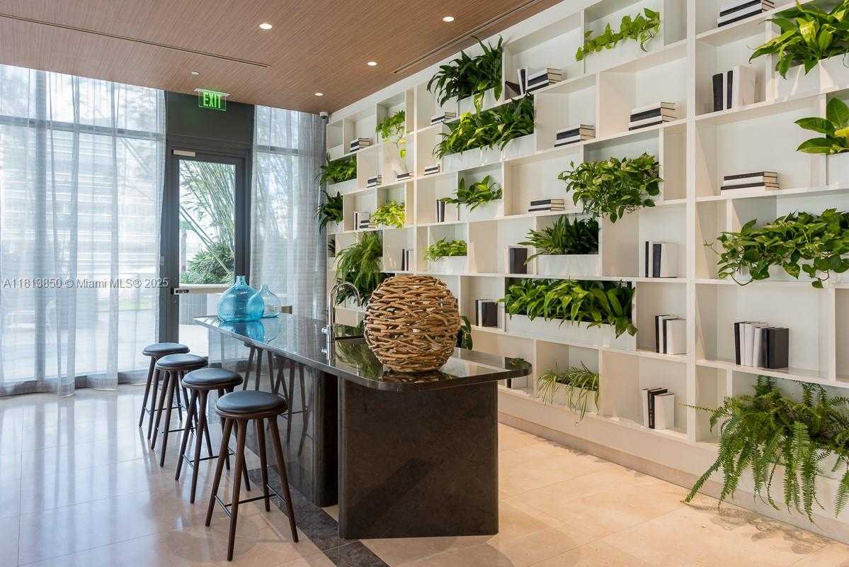 Small Image of 45 SOUTH WEST 9TH ST #2402, Miami Number 12