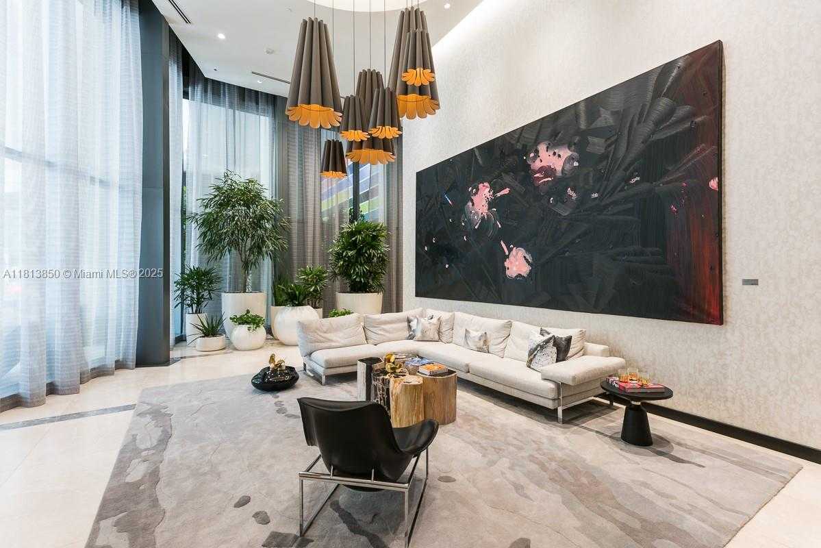 Small Image of 45 SOUTH WEST 9TH ST #2402, Miami Number 20