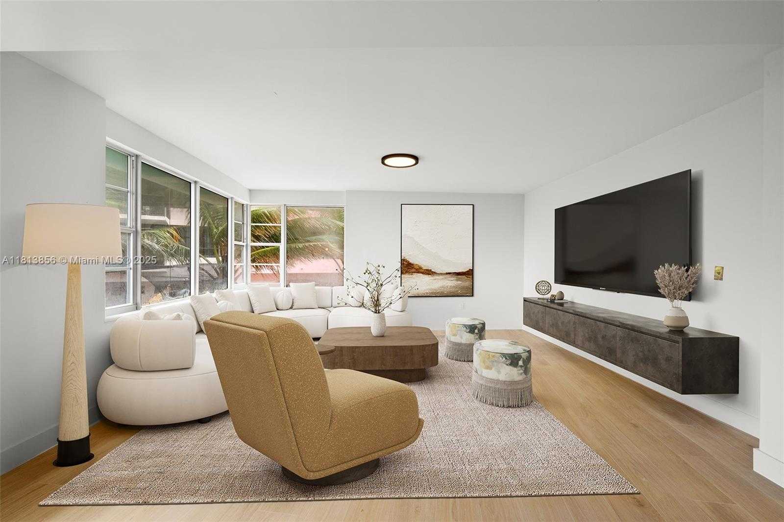 Small Image of 5255 COLLINS AVE #2J, Miami Beach Number 6