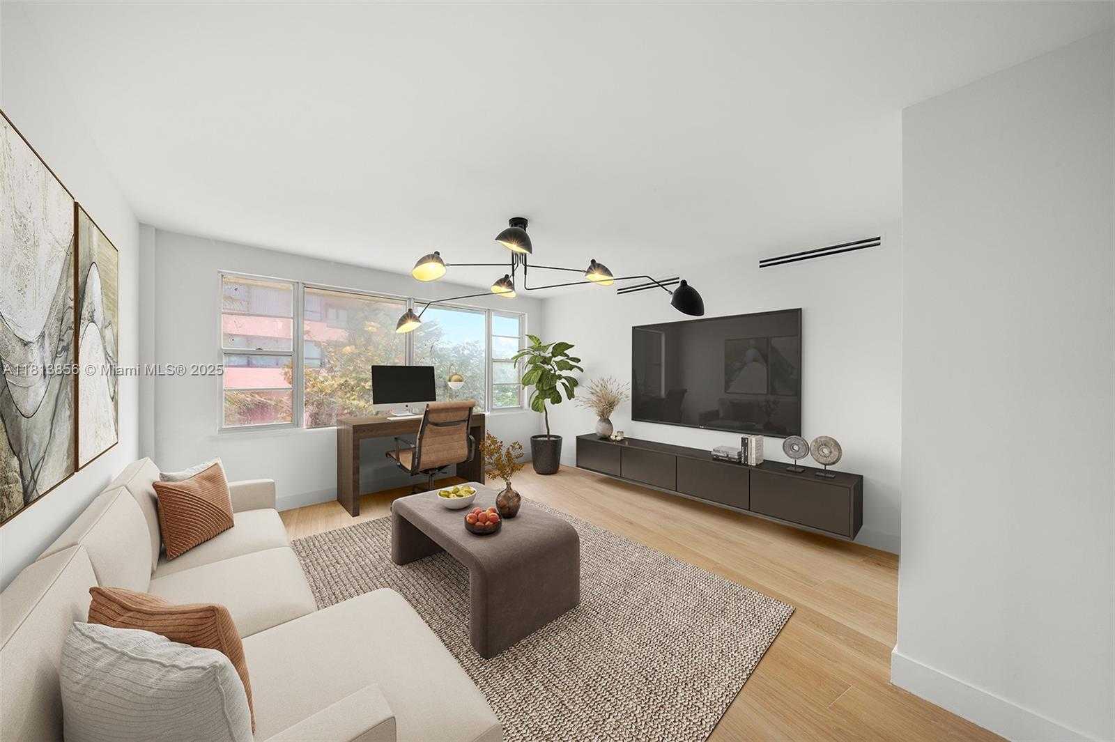 Small Image of 5255 COLLINS AVE #2J, Miami Beach Number 8
