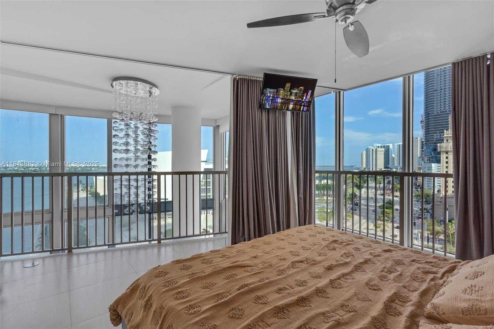 Small Image of 888 BISCAYNE BLVD #1101, Miami Number 13