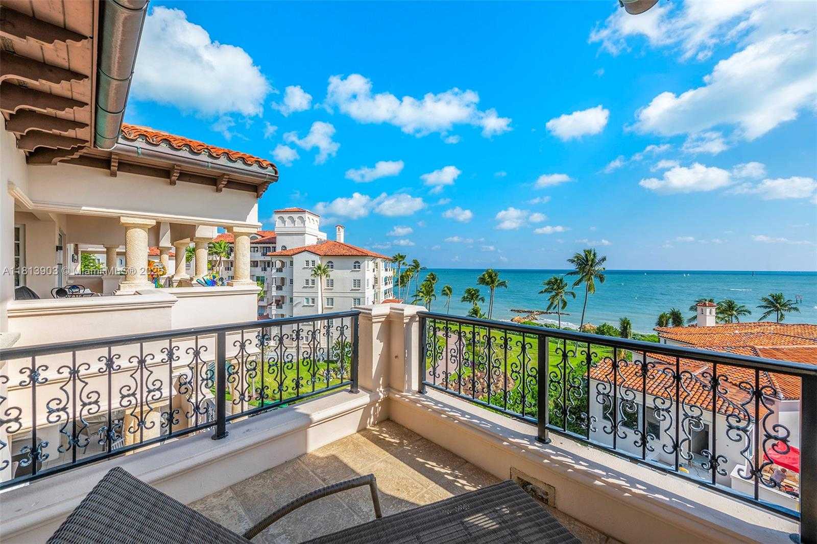 Small Image of 19253 FISHER ISLAND DR #19253, Miami Beach Number 32
