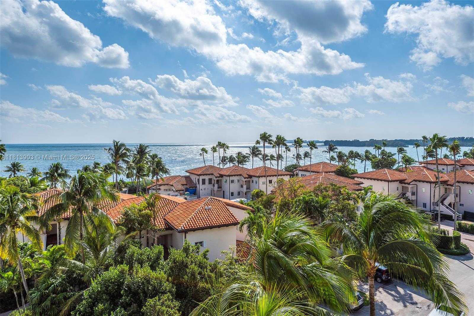 Small Image of 19253 FISHER ISLAND DR #19253, Miami Beach Number 41