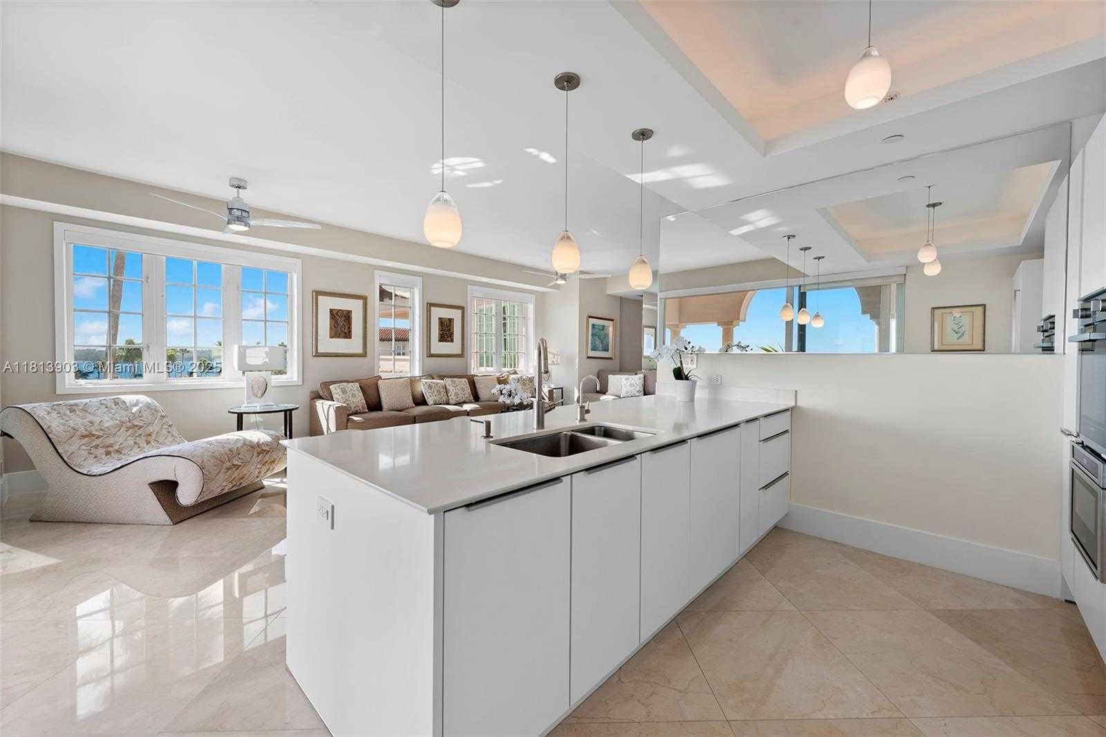 Small Image of 19253 FISHER ISLAND DR #19253, Miami Beach Number 9