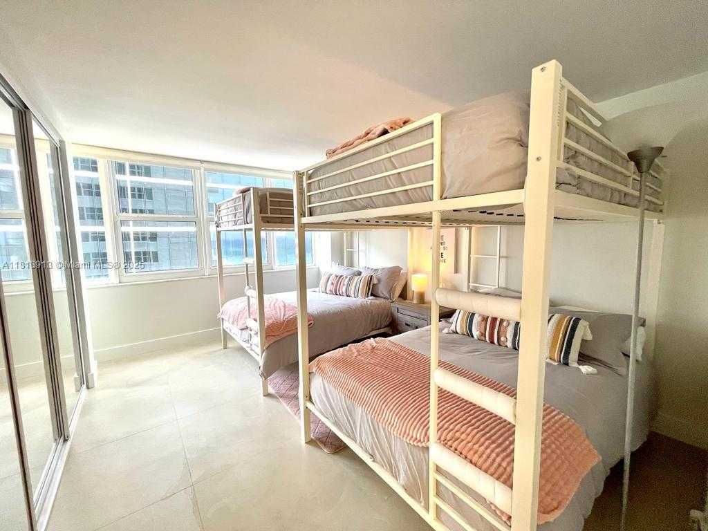 Small Image of 2030 SOUTH OCEAN DR #1521, Hallandale Beach Number 15
