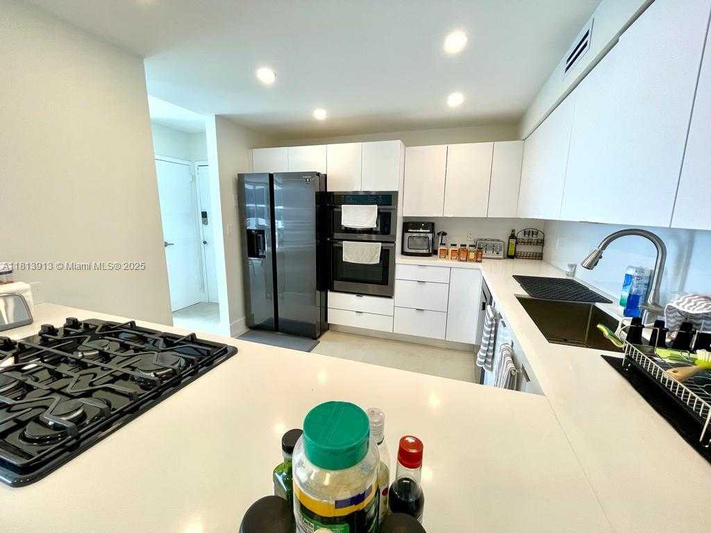 Small Image of 2030 SOUTH OCEAN DR #1521, Hallandale Beach Number 9