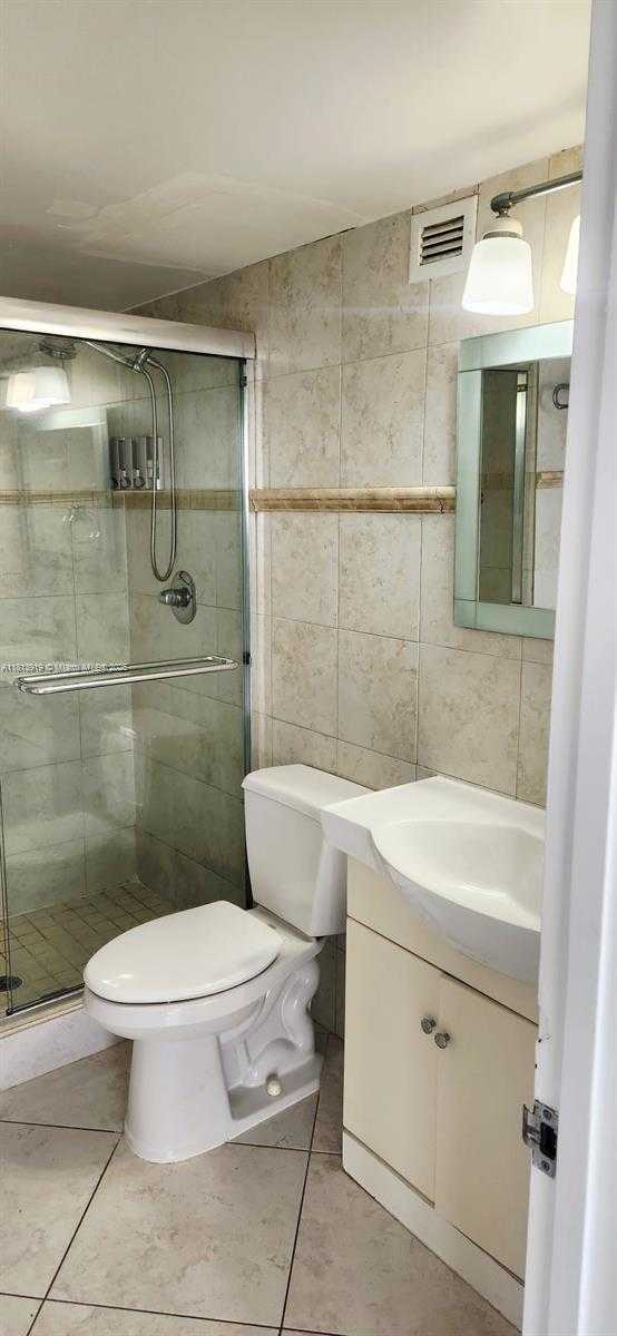 Small Image of 2017 SOUTH OCEAN DR #1408, Hallandale Beach Number 12