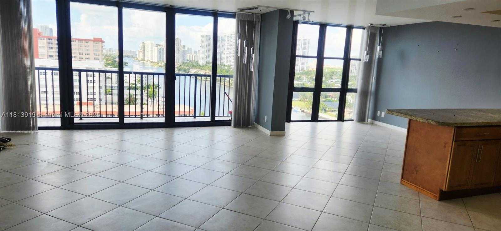 Small Image of 2017 SOUTH OCEAN DR #1408, Hallandale Beach Number 7