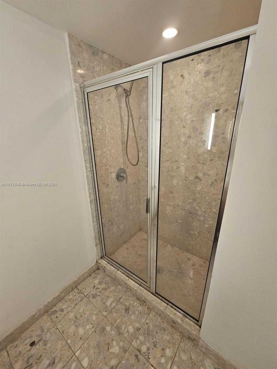 Small Image of 185 SOUTH WEST 7TH ST #2606, Miami Number 11