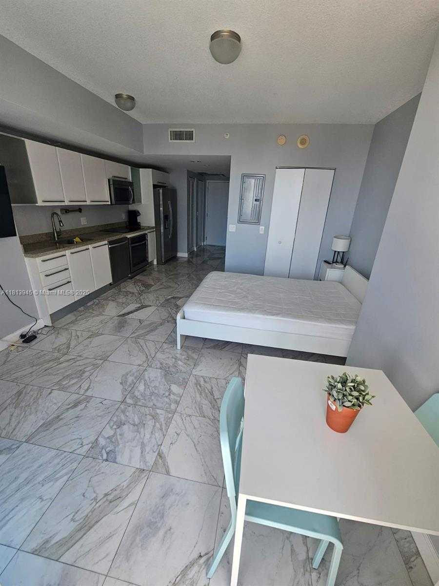 Small Image of 185 SOUTH WEST 7TH ST #2606, Miami Number 13