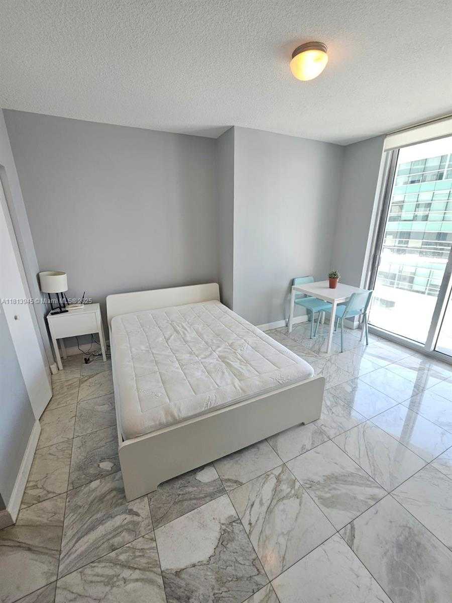 Small Image of 185 SOUTH WEST 7TH ST #2606, Miami Number 5