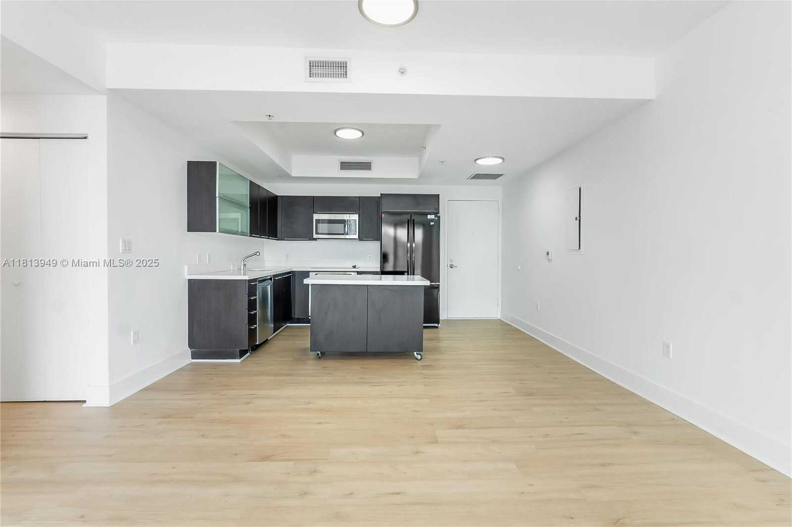 Small Image of 90 SOUTH WEST 3RD ST #4011, Miami Number 10