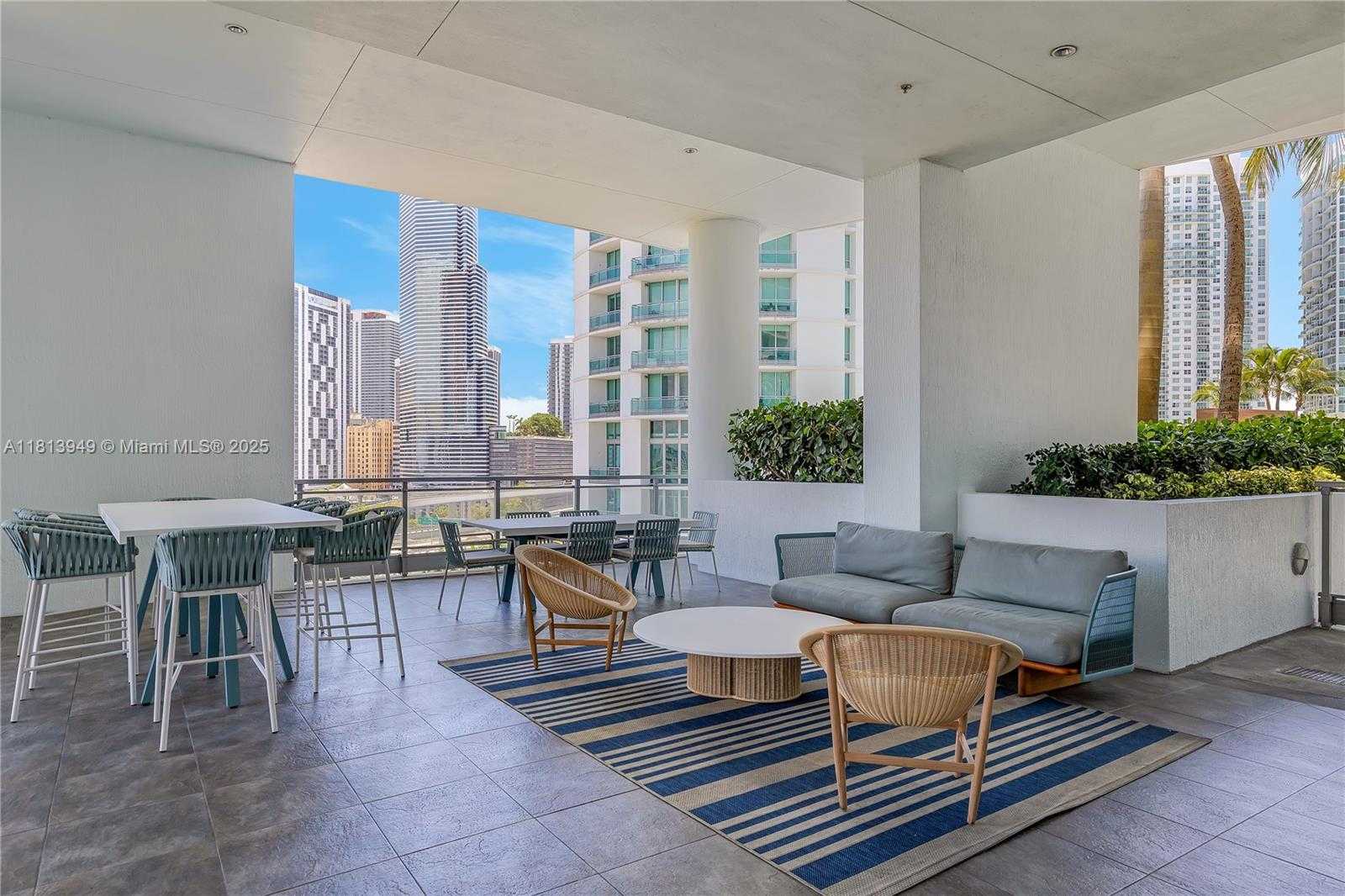 Small Image of 90 SOUTH WEST 3RD ST #4011, Miami Number 37