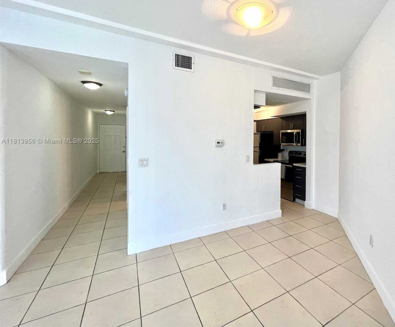 Small Image of 1185 MARSEILLE DR #205, Miami Beach Number 10