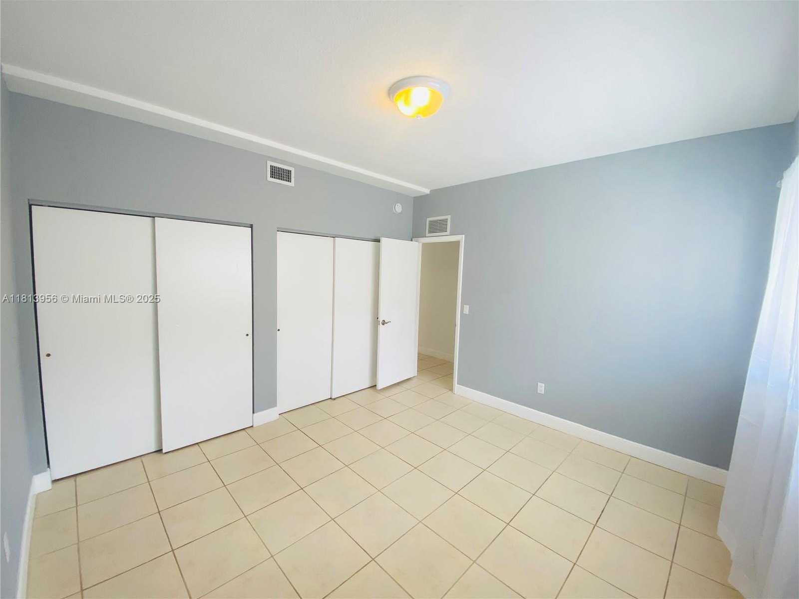 Small Image of 1185 MARSEILLE DR #205, Miami Beach Number 13