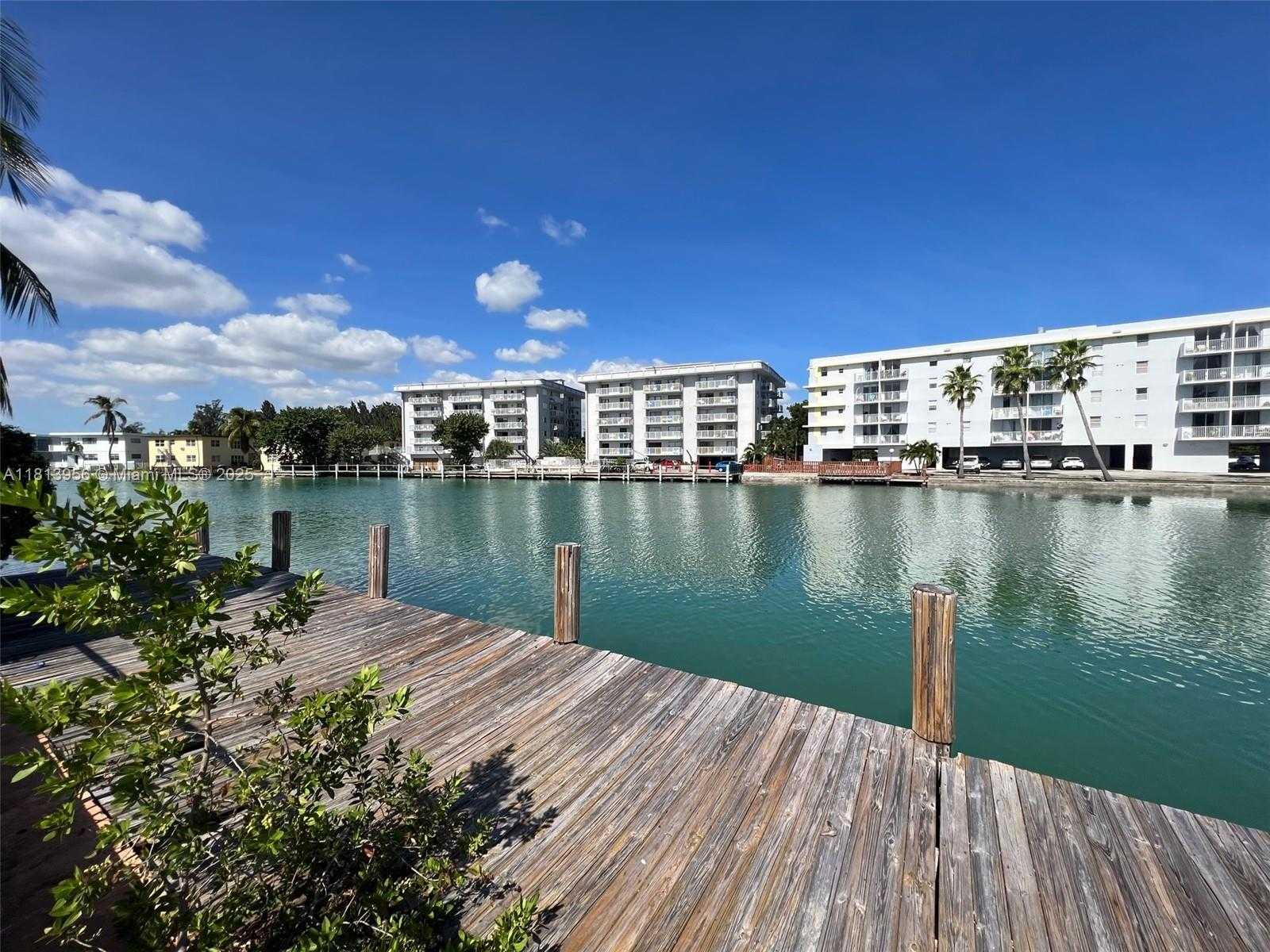 Small Image of 1185 MARSEILLE DR #205, Miami Beach Number 22