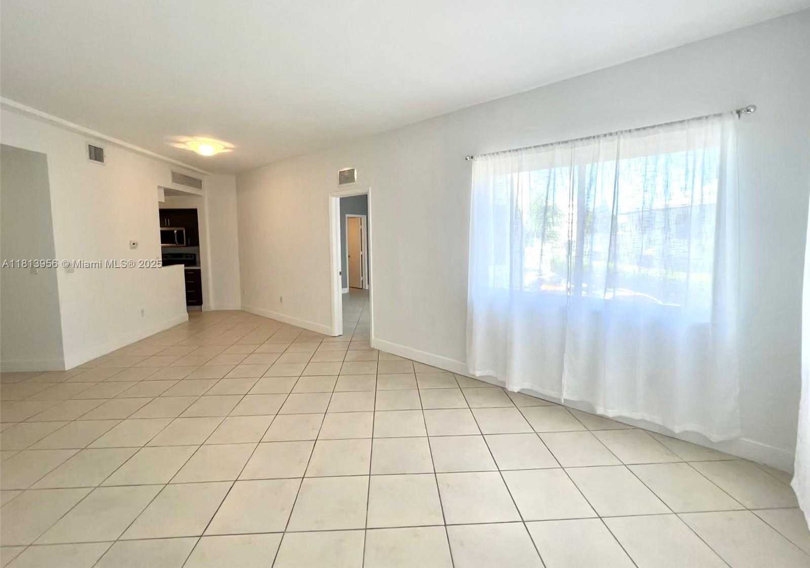 Small Image of 1185 MARSEILLE DR #205, Miami Beach Number 7
