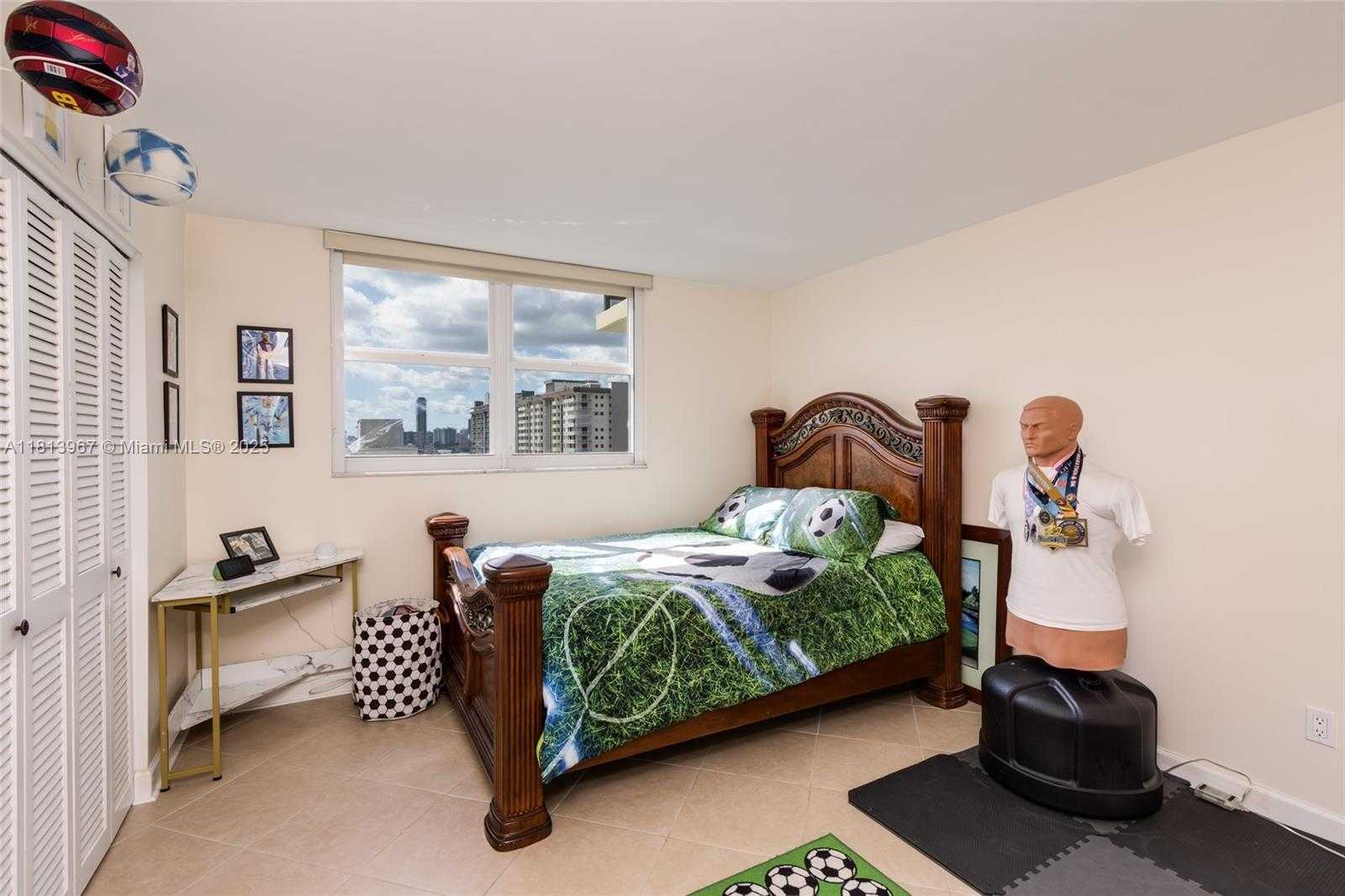Small Image of 1501 SOUTH OCEAN DR #1205, Hollywood Number 10