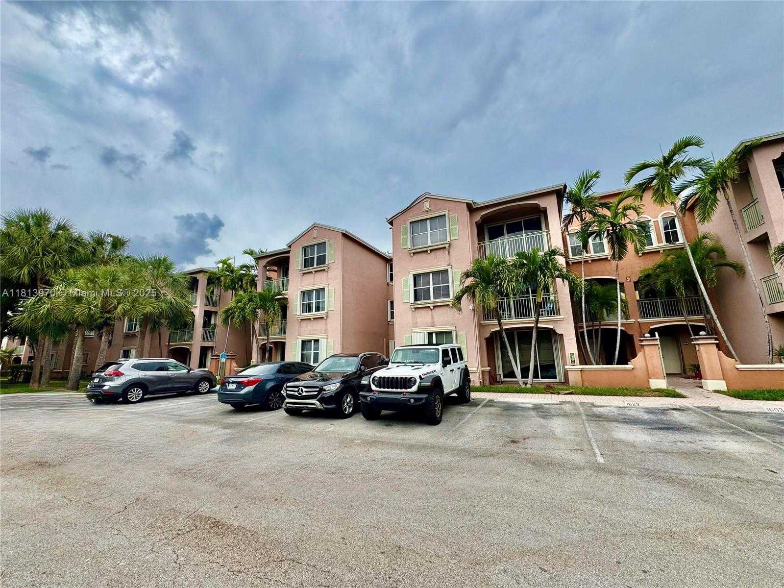 Small Image of 6520 NORTH WEST 114TH AVE #1601, Doral Number 3