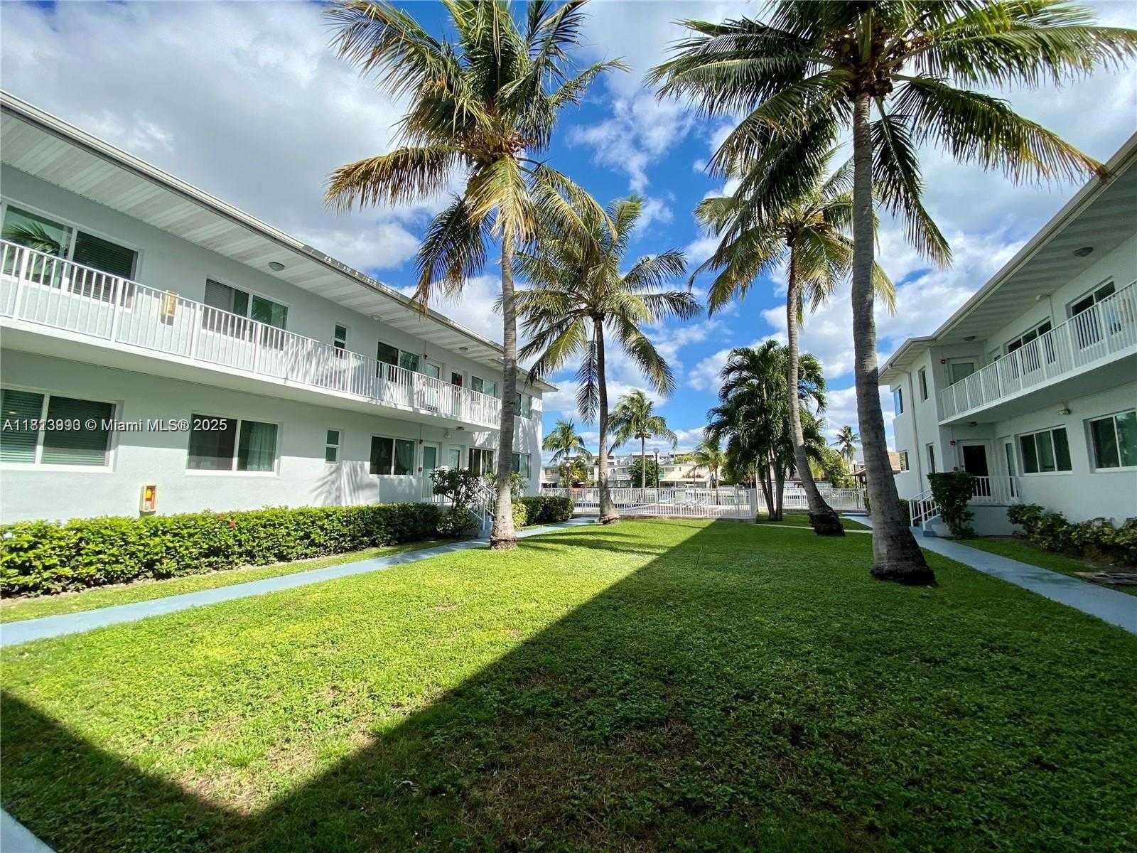 Small Image of 7207 BAY DR #19, Miami Beach Number 19