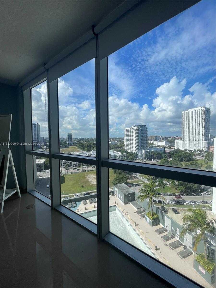 Small Image of 1750 NORTH BAYSHORE DR #1715, Miami Number 4