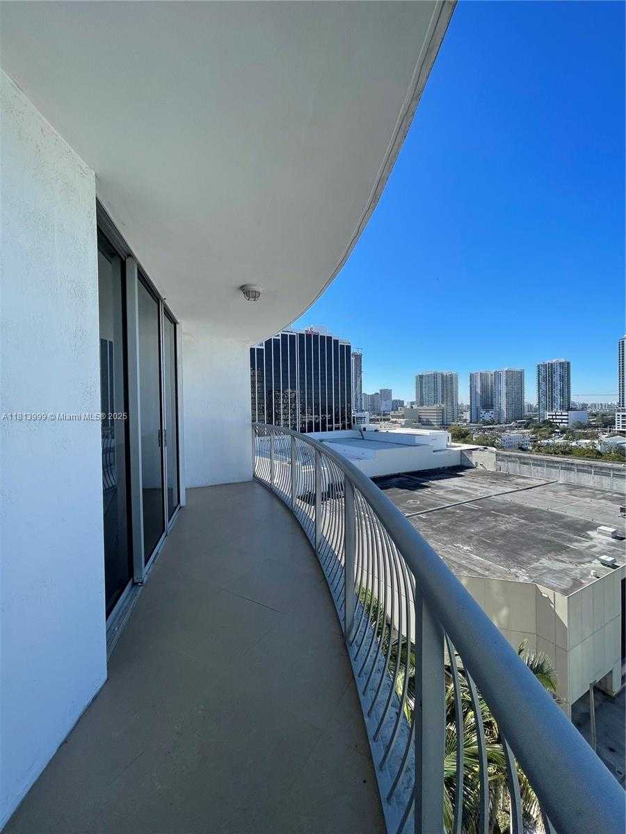 Small Image of 1750 NORTH BAYSHORE DR #1715, Miami Number 8