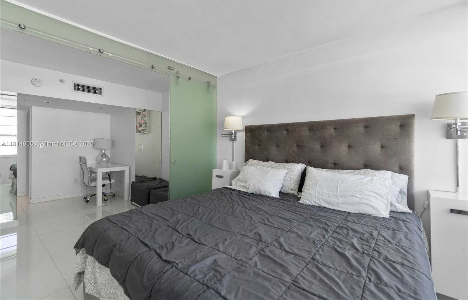 Small Image of 100 LINCOLN RD #835, Miami Beach Number 10