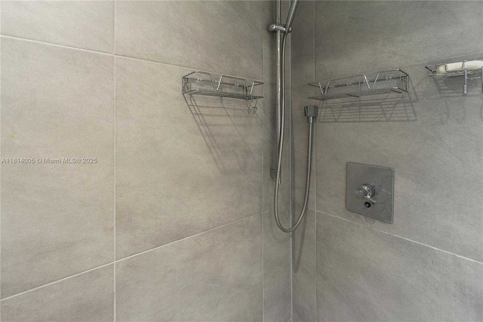 Small Image of 100 LINCOLN RD #835, Miami Beach Number 12