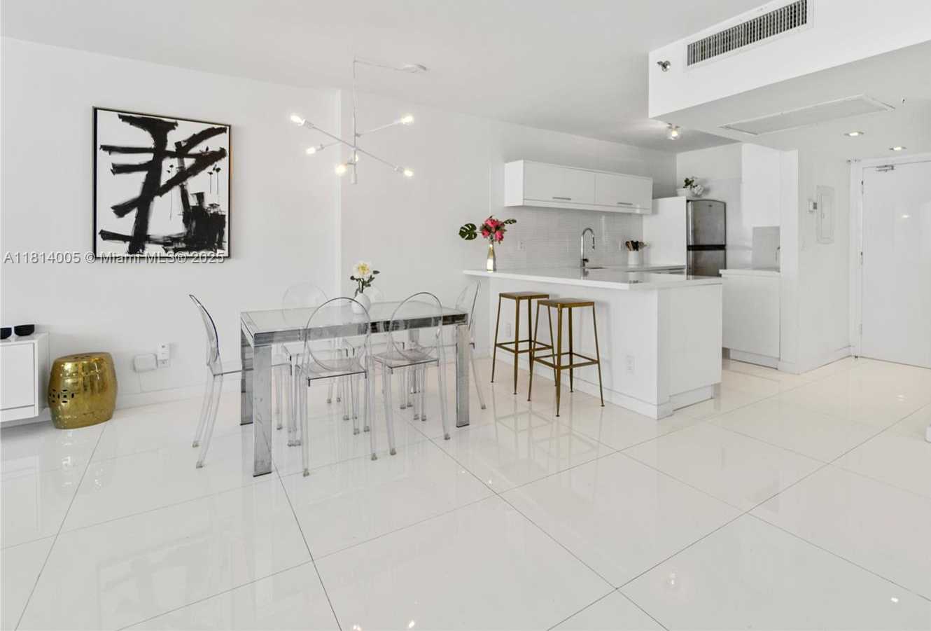 Small Image of 100 LINCOLN RD #835, Miami Beach Number 5