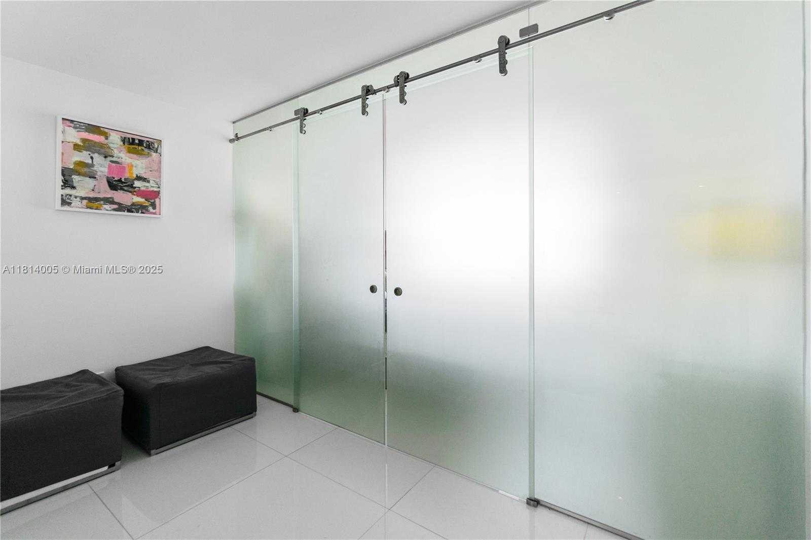Small Image of 100 LINCOLN RD #835, Miami Beach Number 9