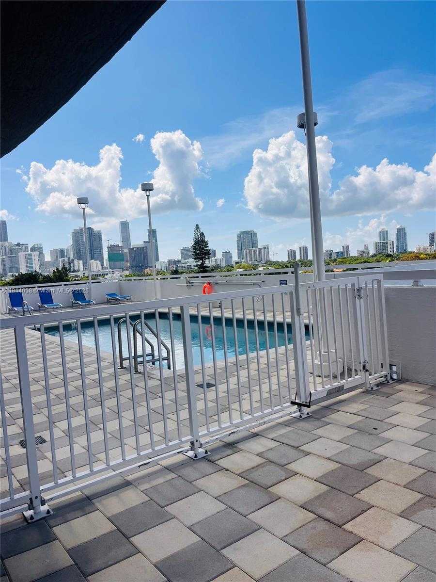Small Image of 900 SOUTH WEST 8TH ST #806, Miami Number 18