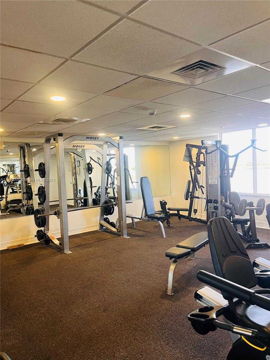 Small Image of 900 SOUTH WEST 8TH ST #806, Miami Number 21