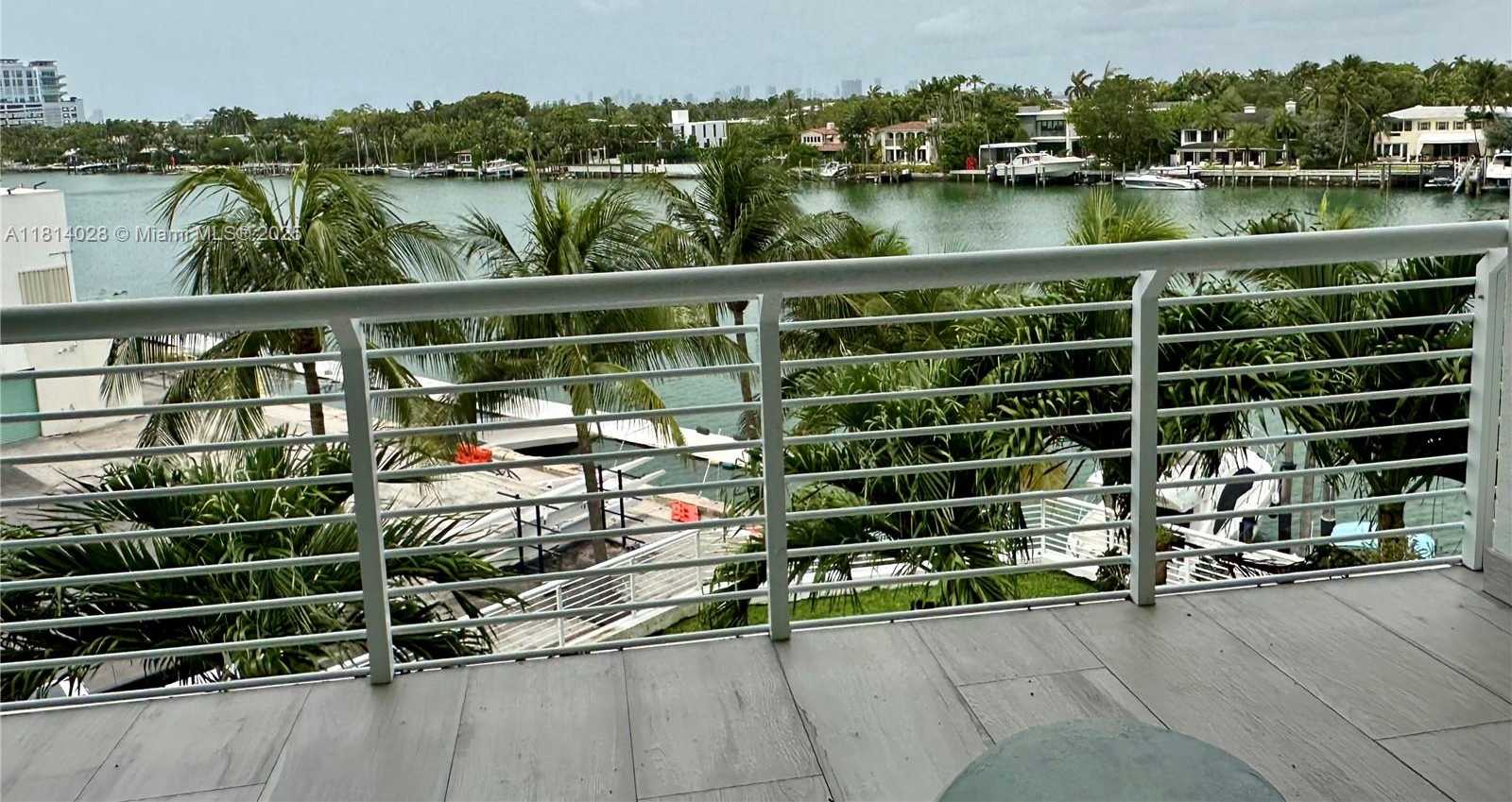 Small Image of 6580 INDIAN CREEK DR #406, Miami Beach Number 9