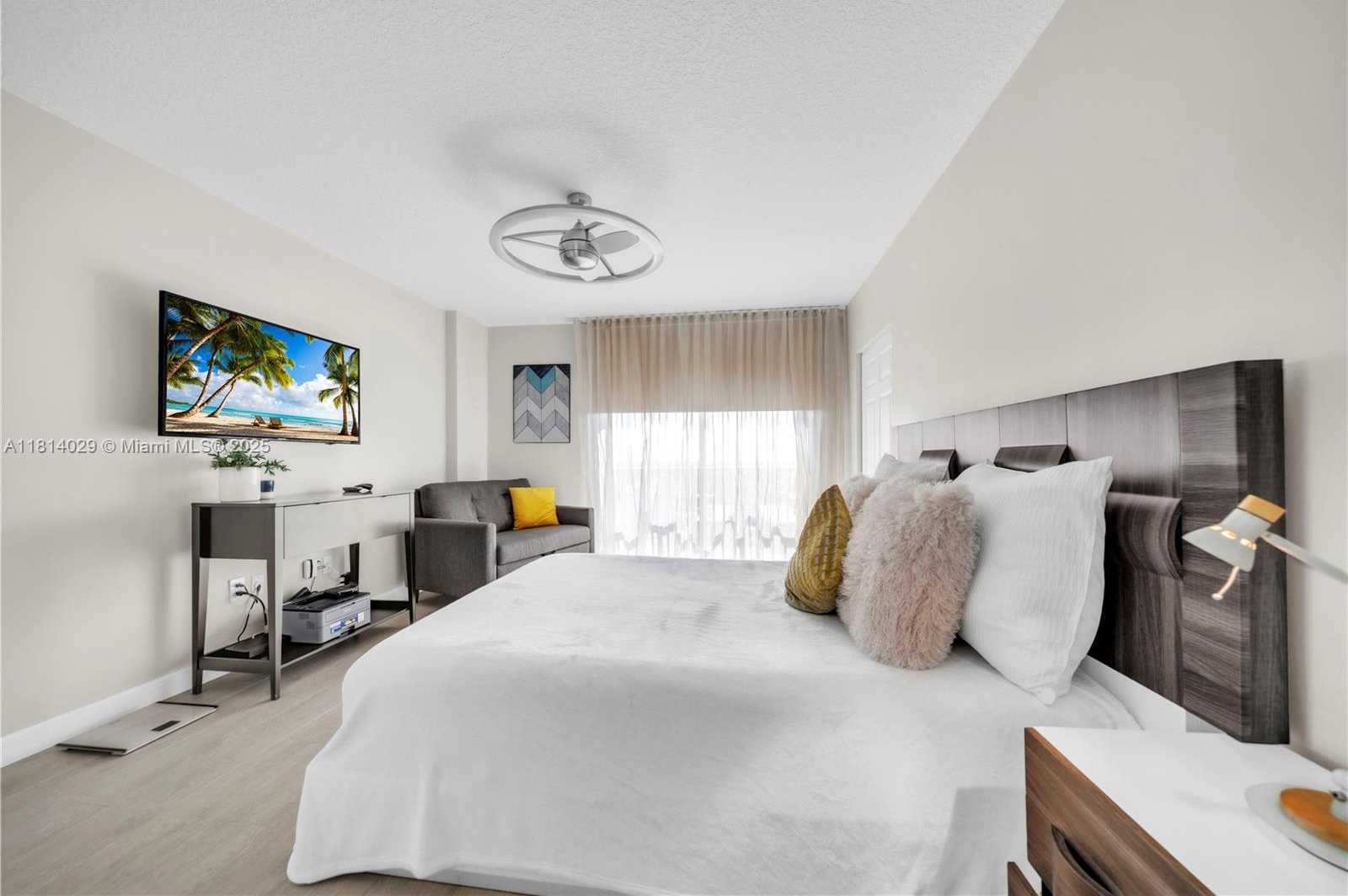 Small Image of 2080 SOUTH OCEAN DR #1501 (Avail July 1), Hallandale Beach Number 18