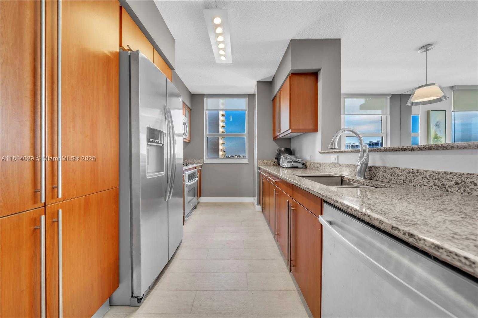 Small Image of 2080 SOUTH OCEAN DR #1501 (Avail July 1), Hallandale Beach Number 7
