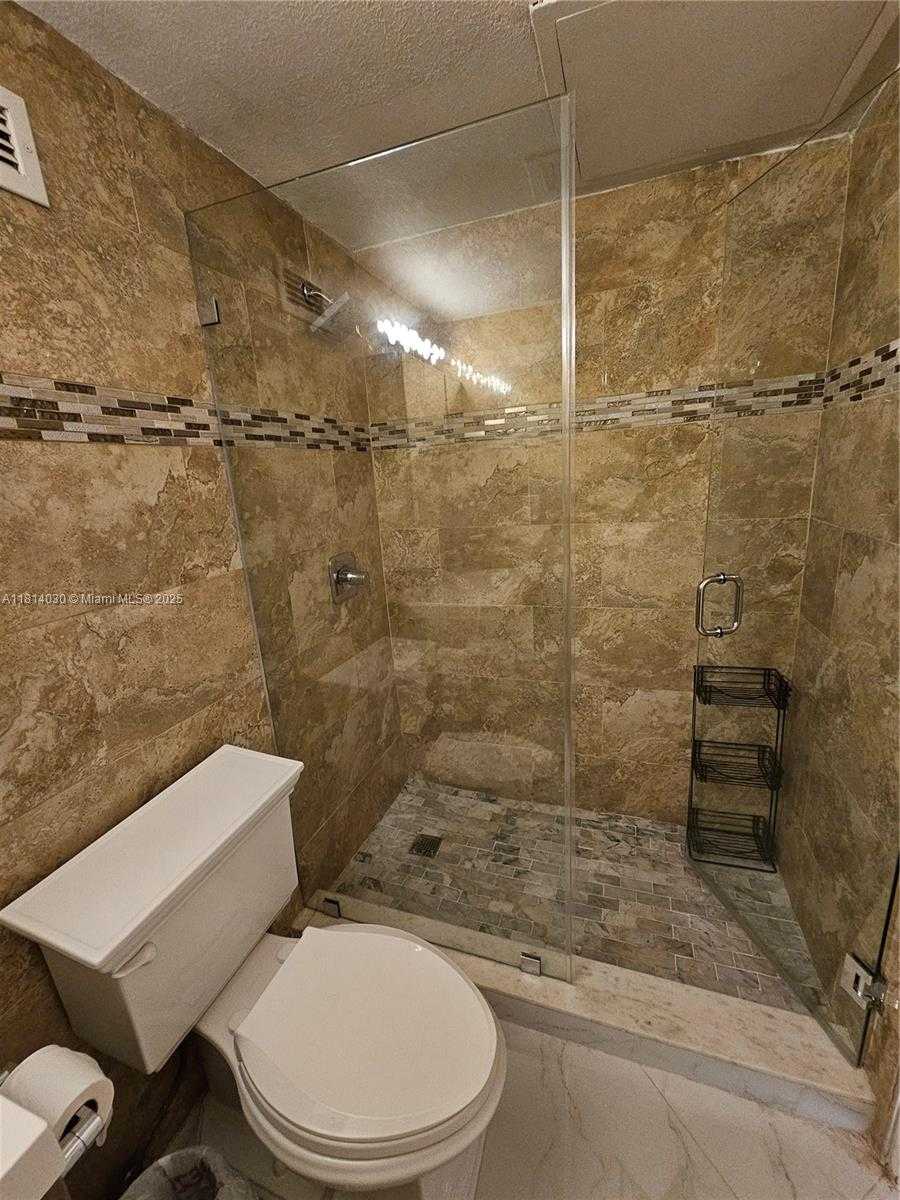 Small Image of 2501 SOUTH OCEAN DR #327, Hollywood Number 12