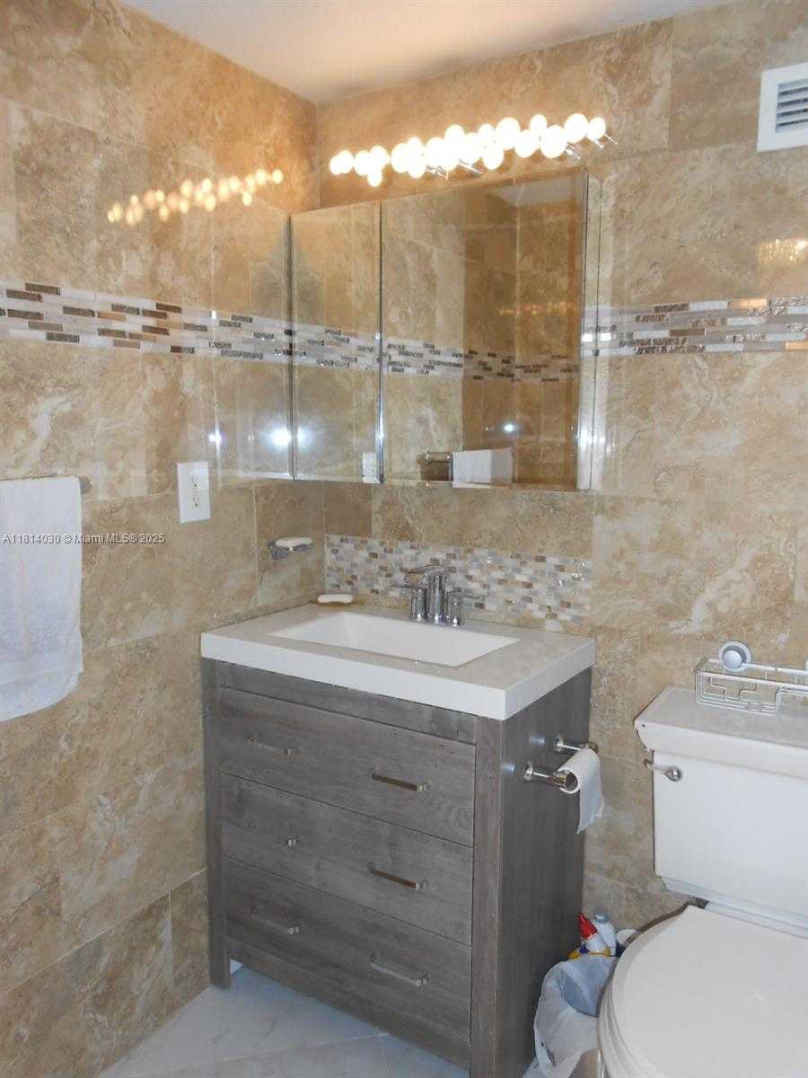 Small Image of 2501 SOUTH OCEAN DR #327, Hollywood Number 19