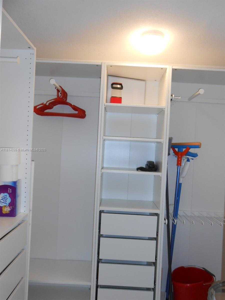 Small Image of 2501 SOUTH OCEAN DR #327, Hollywood Number 20