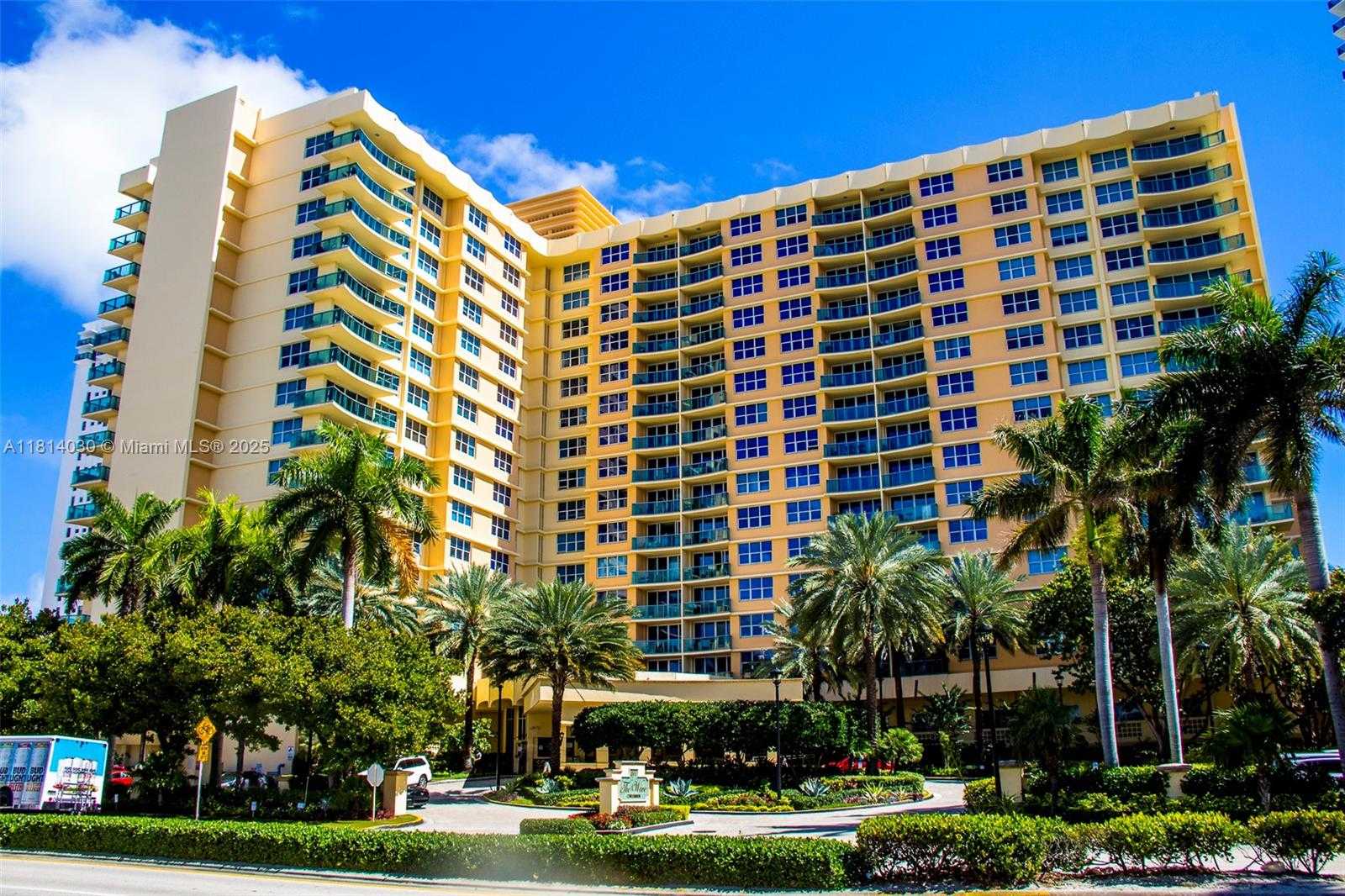 Small Image of 2501 SOUTH OCEAN DR #327, Hollywood Number 25