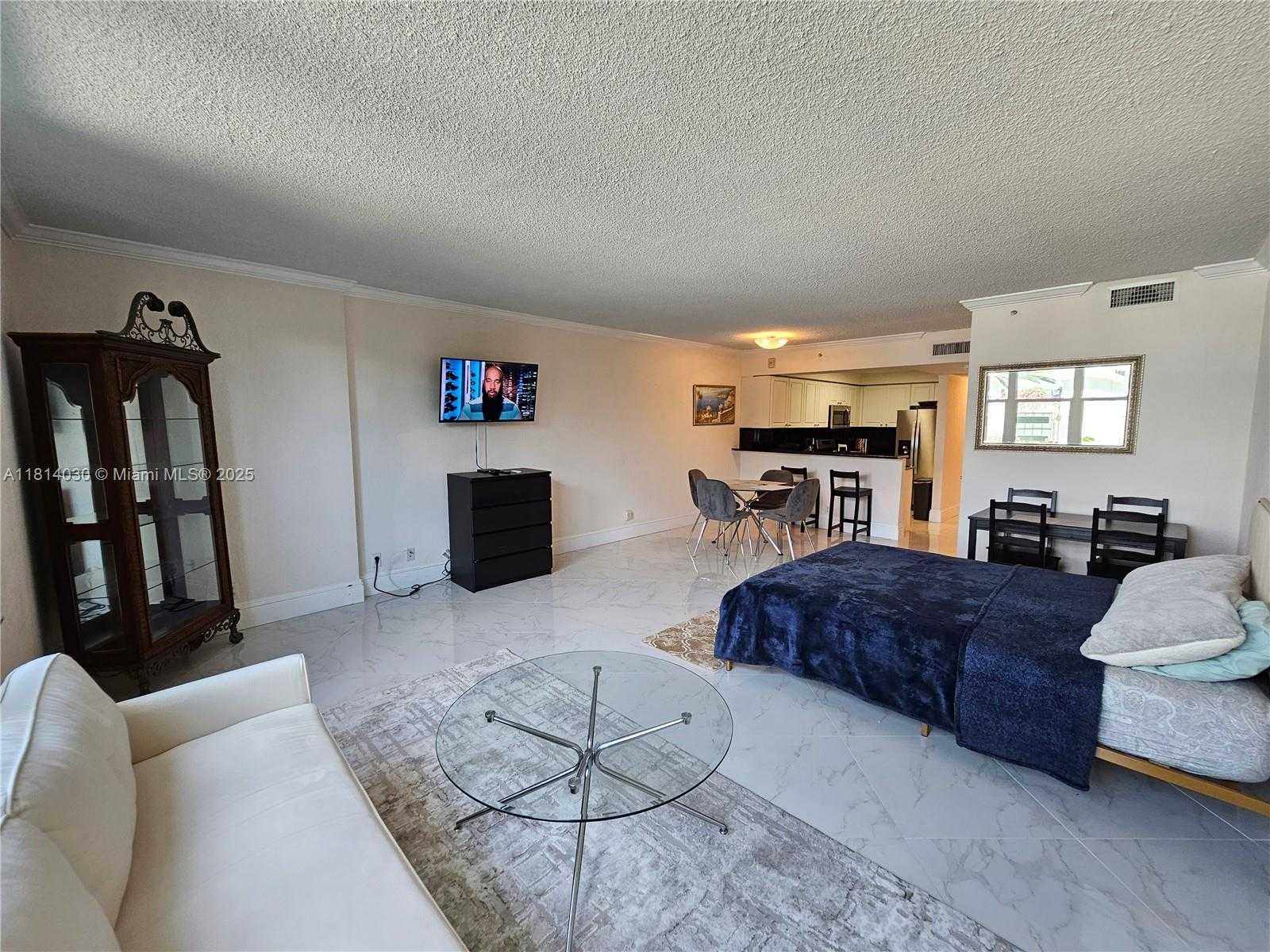 Small Image of 2501 SOUTH OCEAN DR #327, Hollywood Number 5