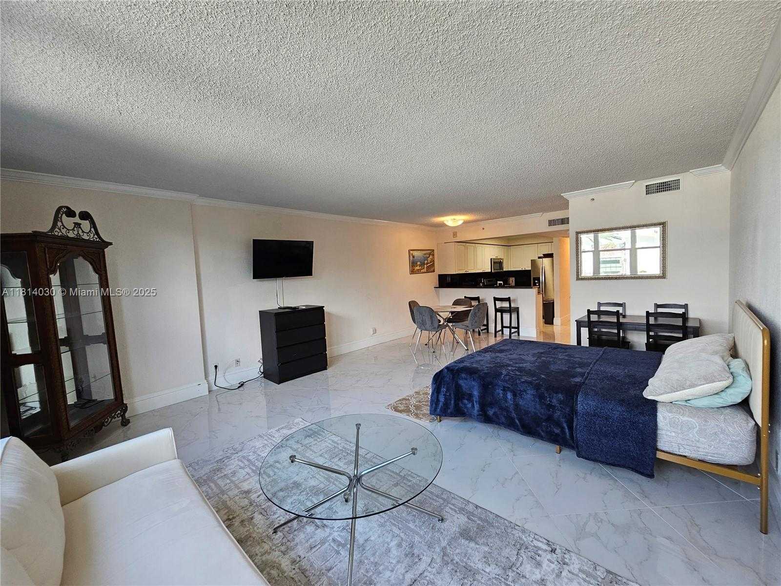 Small Image of 2501 SOUTH OCEAN DR #327, Hollywood Number 6