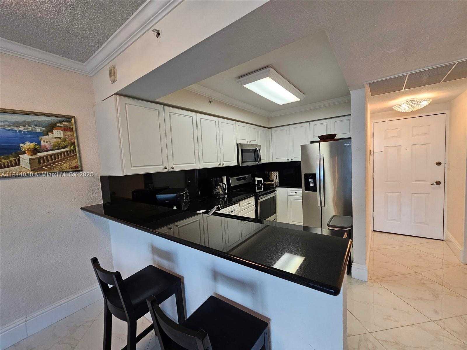 Small Image of 2501 SOUTH OCEAN DR #327, Hollywood Number 9