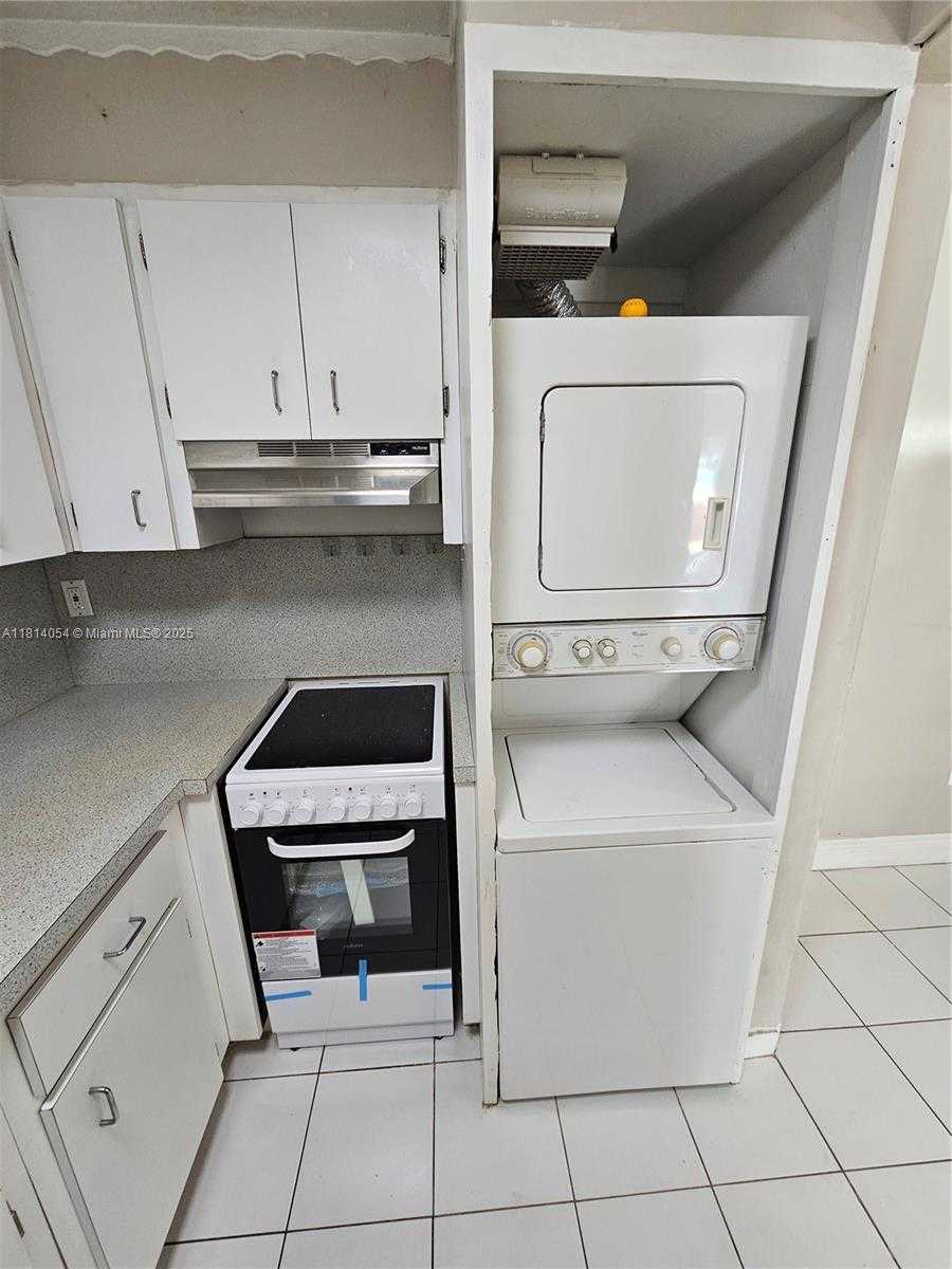 Small Image of 4801 NORTH WEST 7TH ST #102-16, Miami Number 12